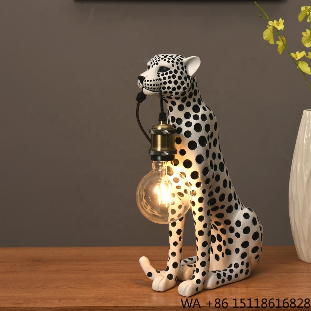 Office Table Home - Patung Resin Hewan Leopard Seni Modern